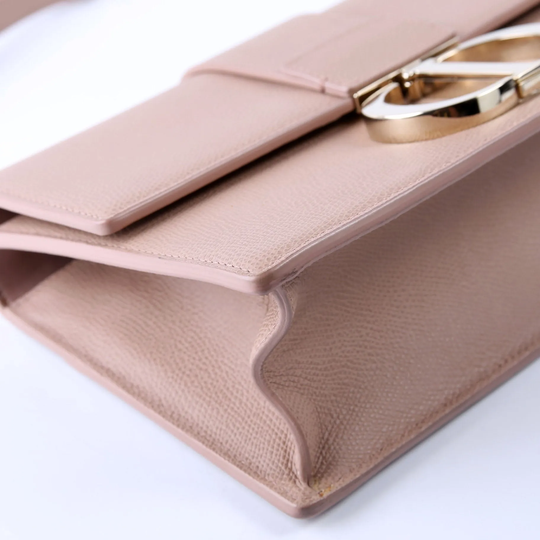 30 Montaigne Chain Bag Nude
