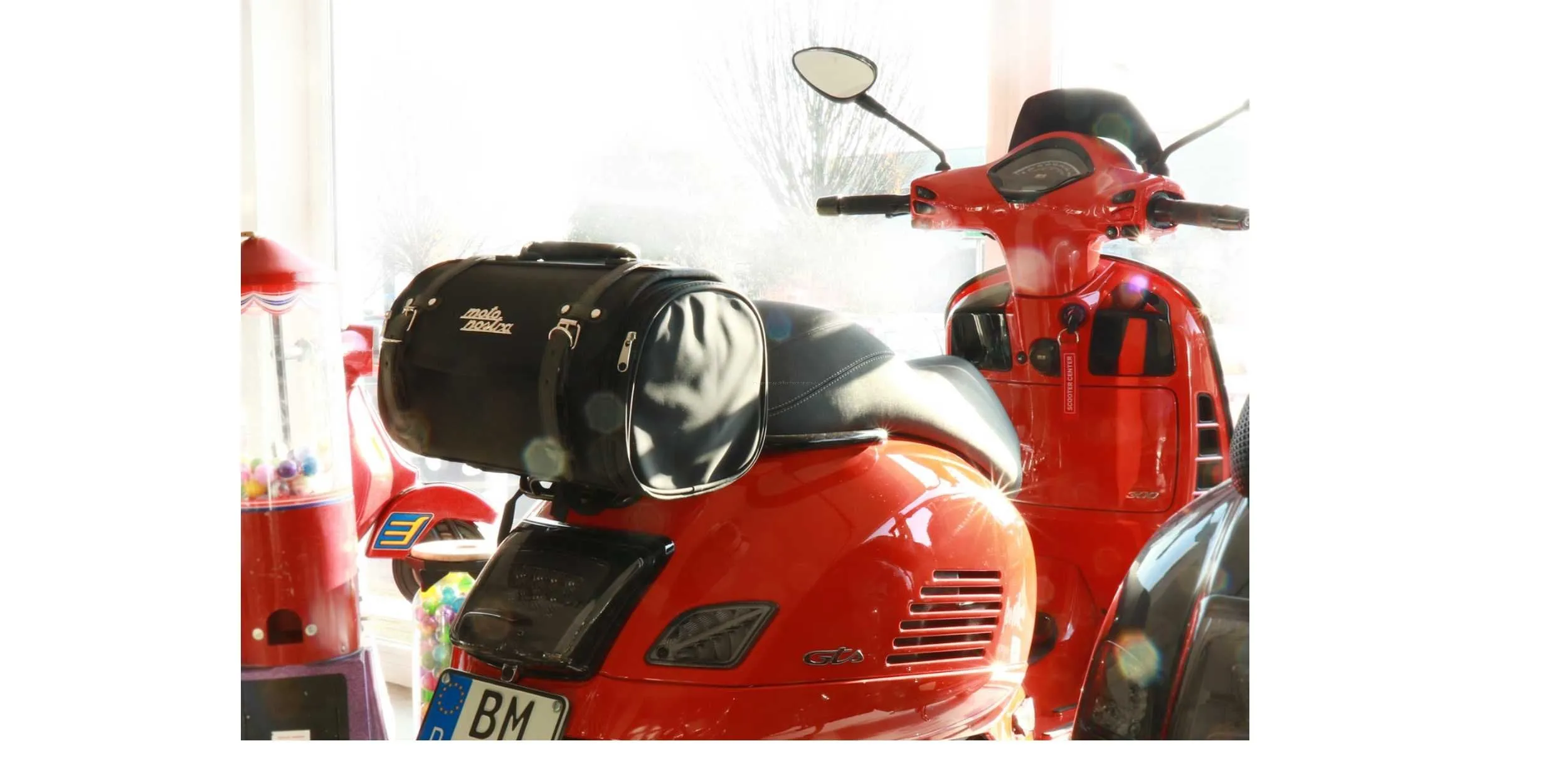 Bag/ Case Small for Carrier MOTO NOSTRA Black | Vespa GTS/GTV/ LX/LXV/ ET4/S/ Sprint/ Primavera 125-300cc