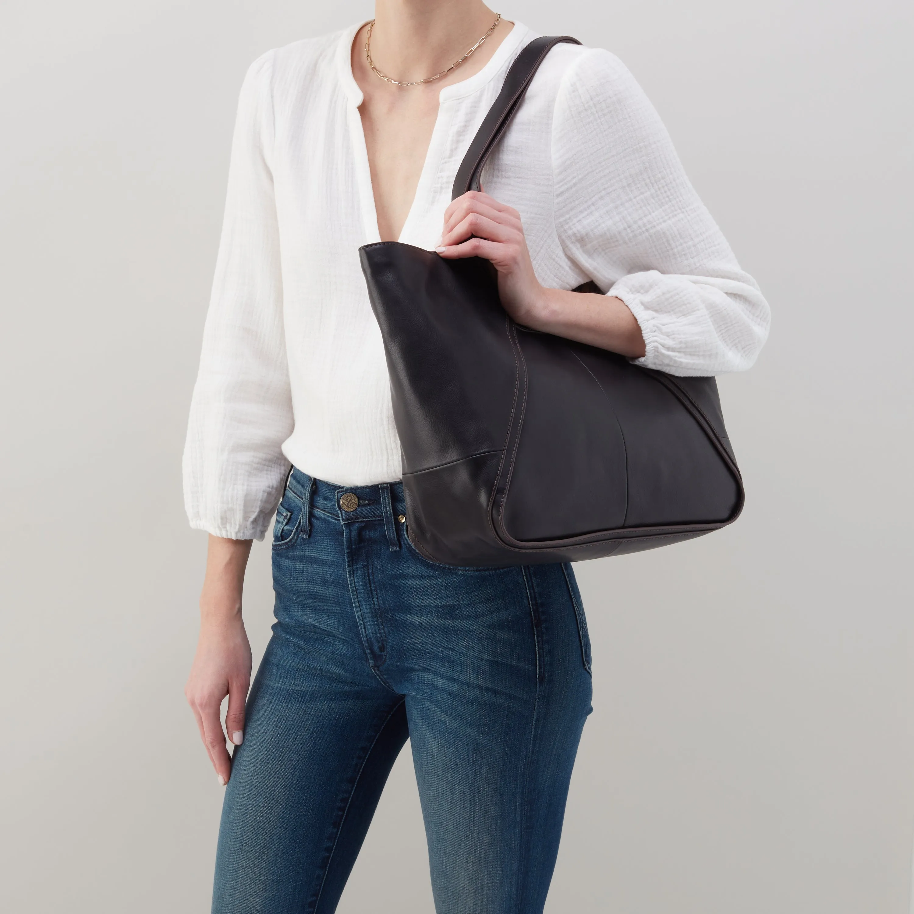 BELLAMY MEDIUM TOTE NAVY