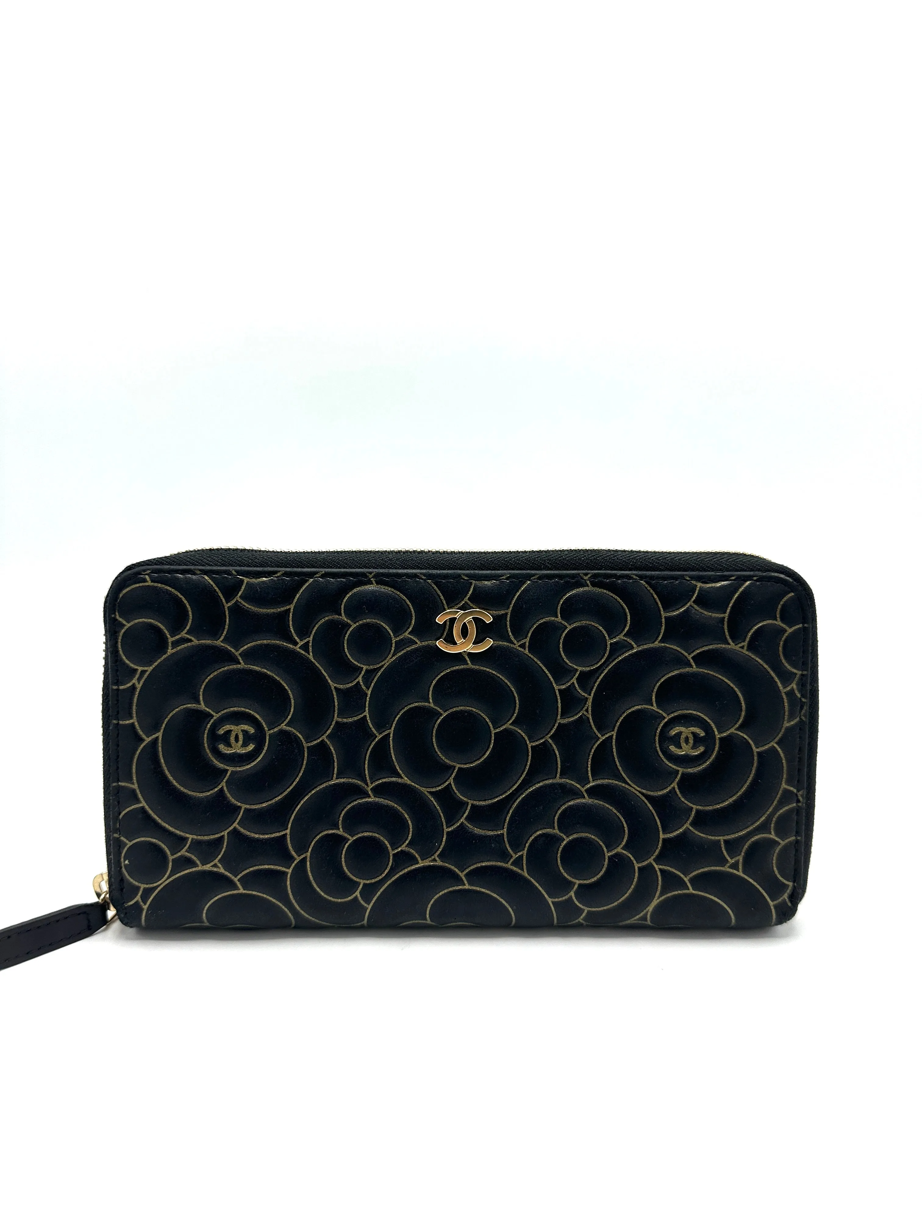 Black Lambskin Gold Border Camelia Flower Zippy Wallet