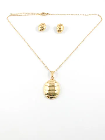 Elegant Unique Oval Layered Design Yellow Gold Plated Steel Set