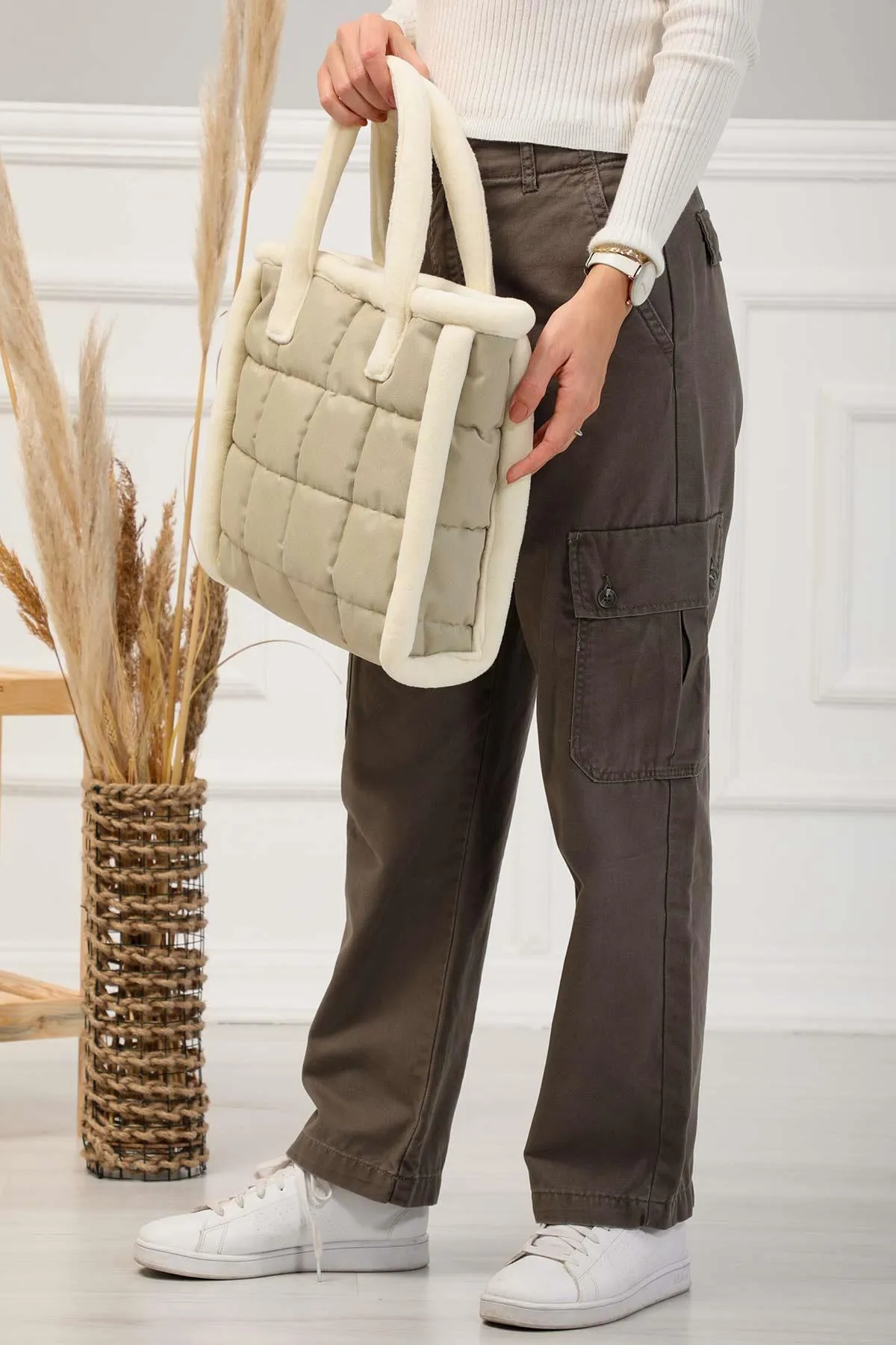 Fleece Framed Quilted Polyamide Canvas Plush Stylish Handbag for Women,CK-15