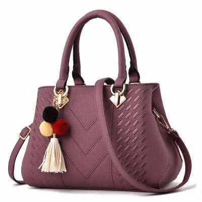 Glow Chic's Luxury Crossbody Bag