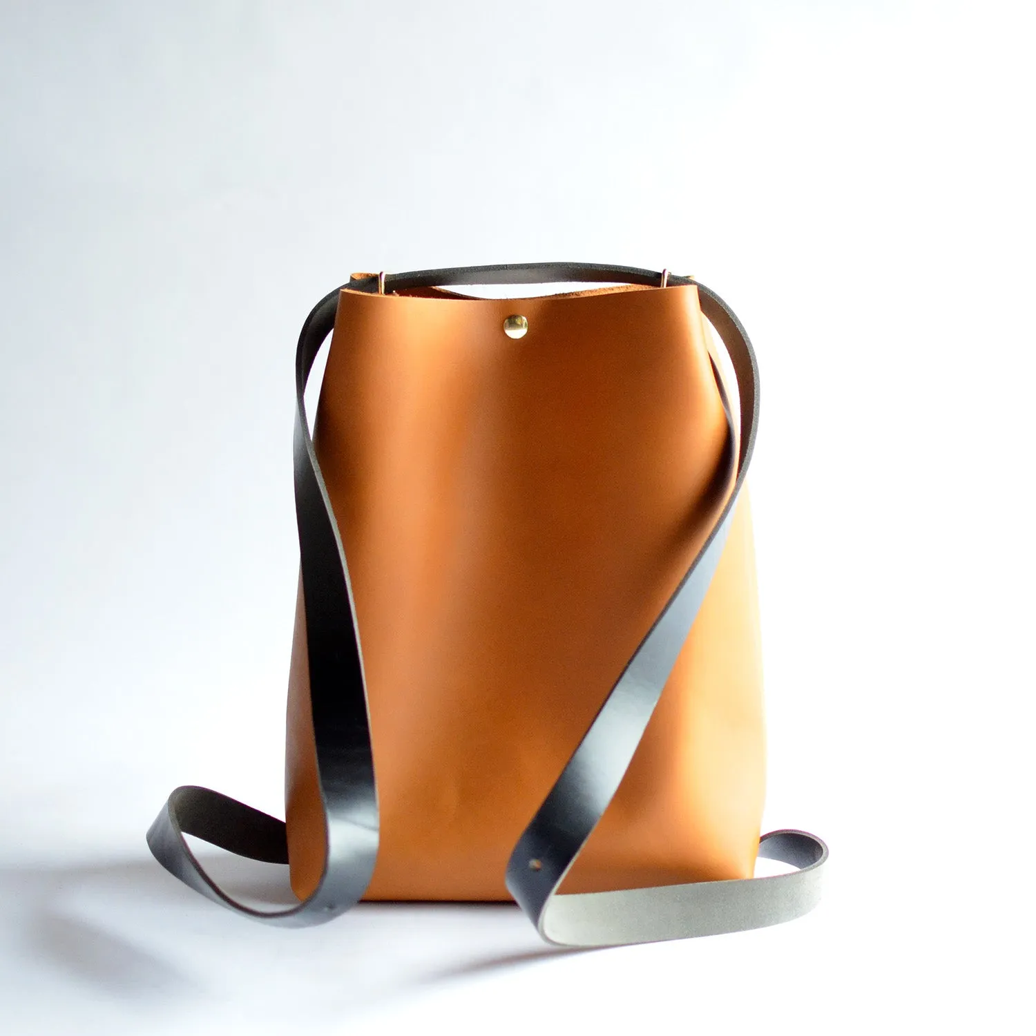 Large Crossback (crossbody   backpack) - Honey Leather