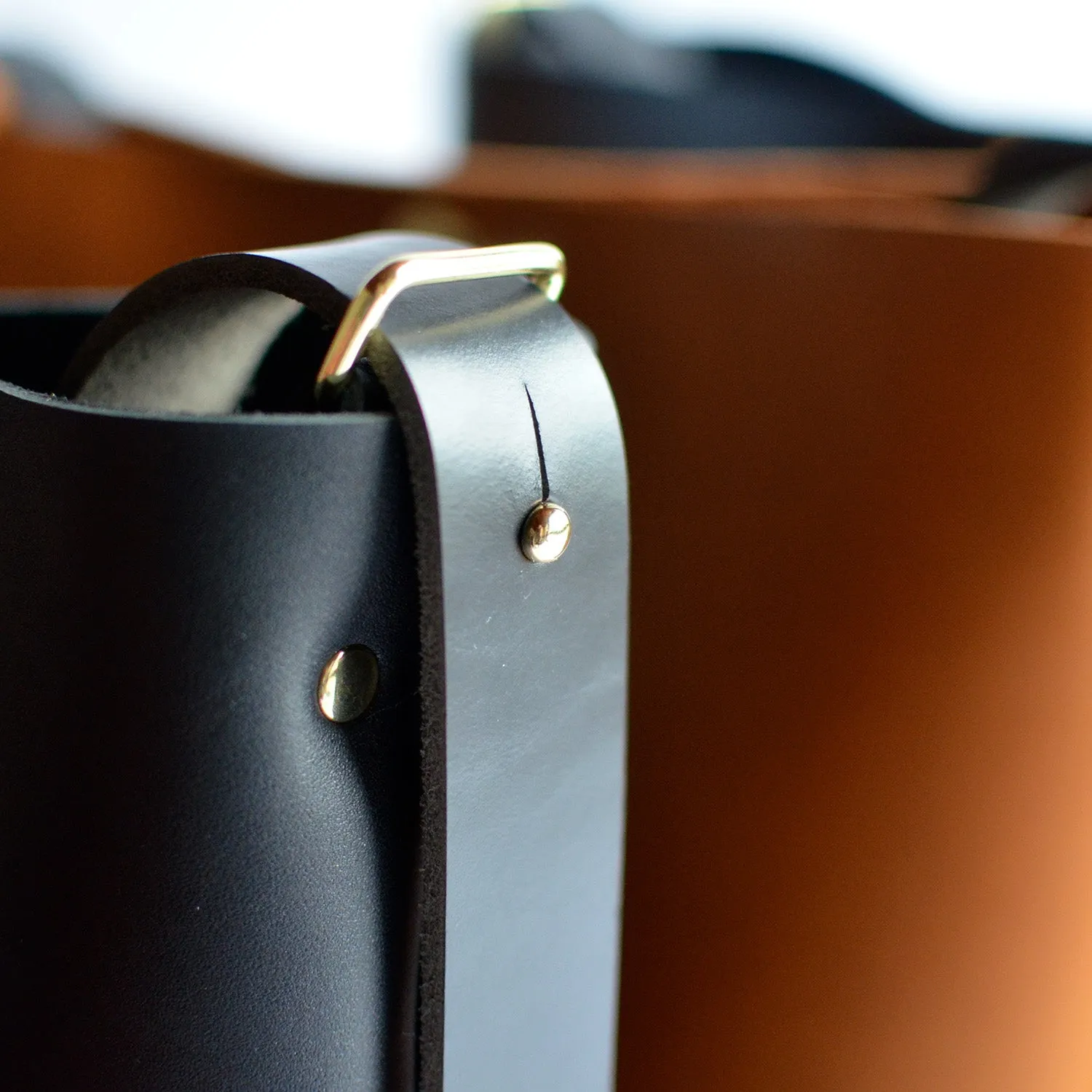 Large Crossback (crossbody   backpack) - Honey Leather