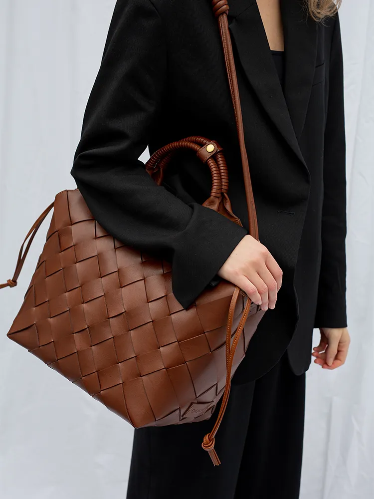 MISU L Nutmeg Shoulder bag