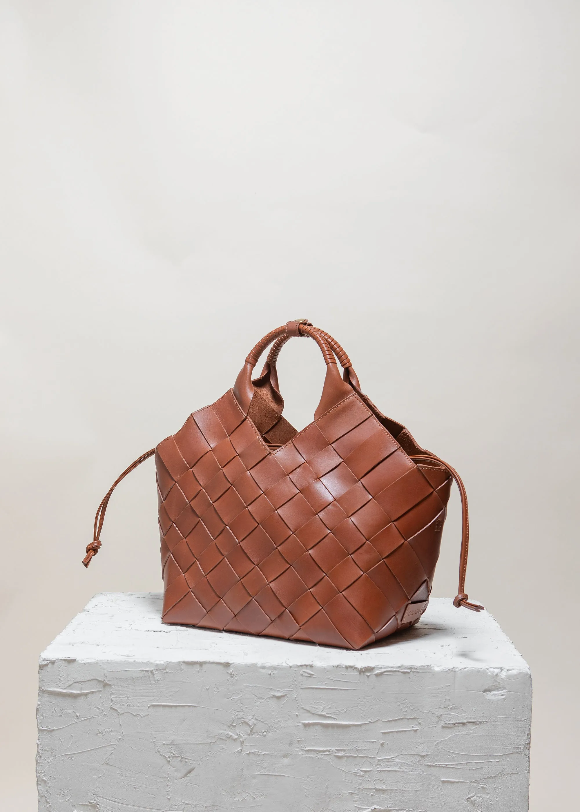 MISU L Nutmeg Shoulder bag