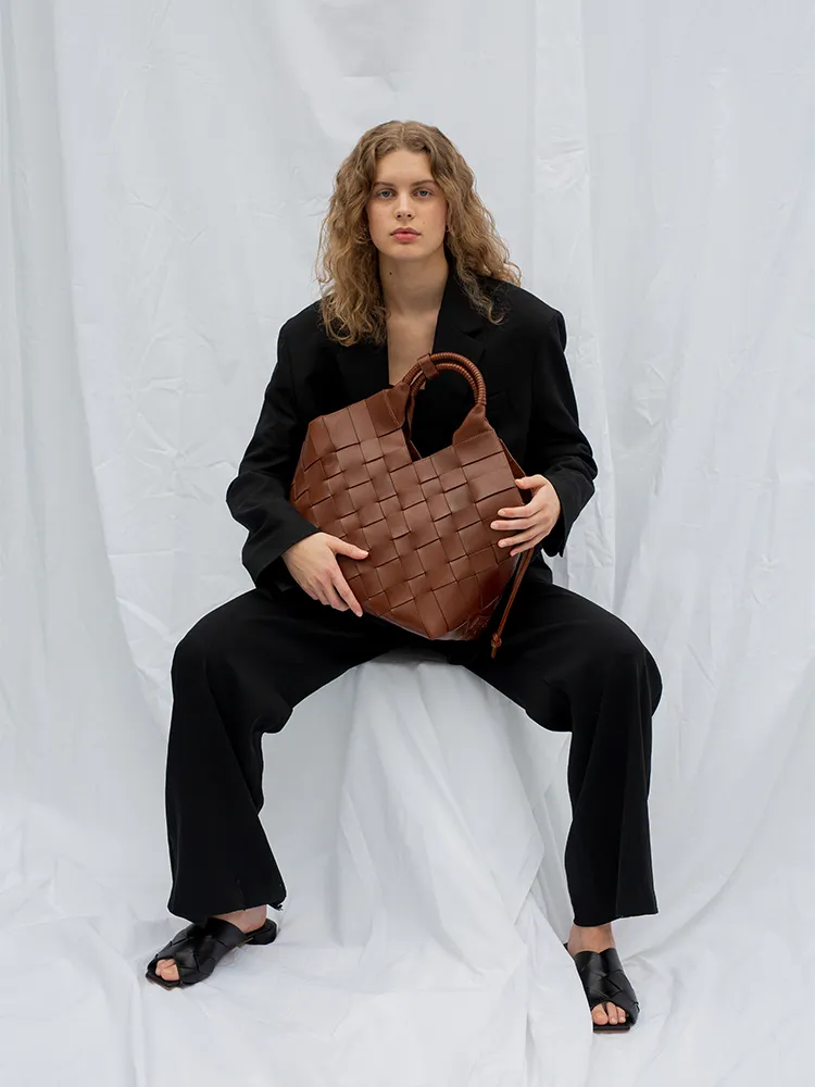 MISU L Nutmeg Shoulder bag