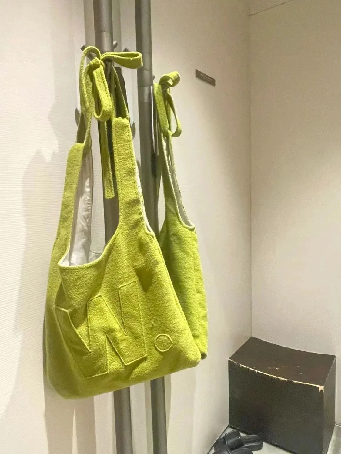 UAKISS  -  French Niche Design Campus Diagonal Women's Crossbody Bag 2024 New Stylish Large Capacity Single-shoulder Bag