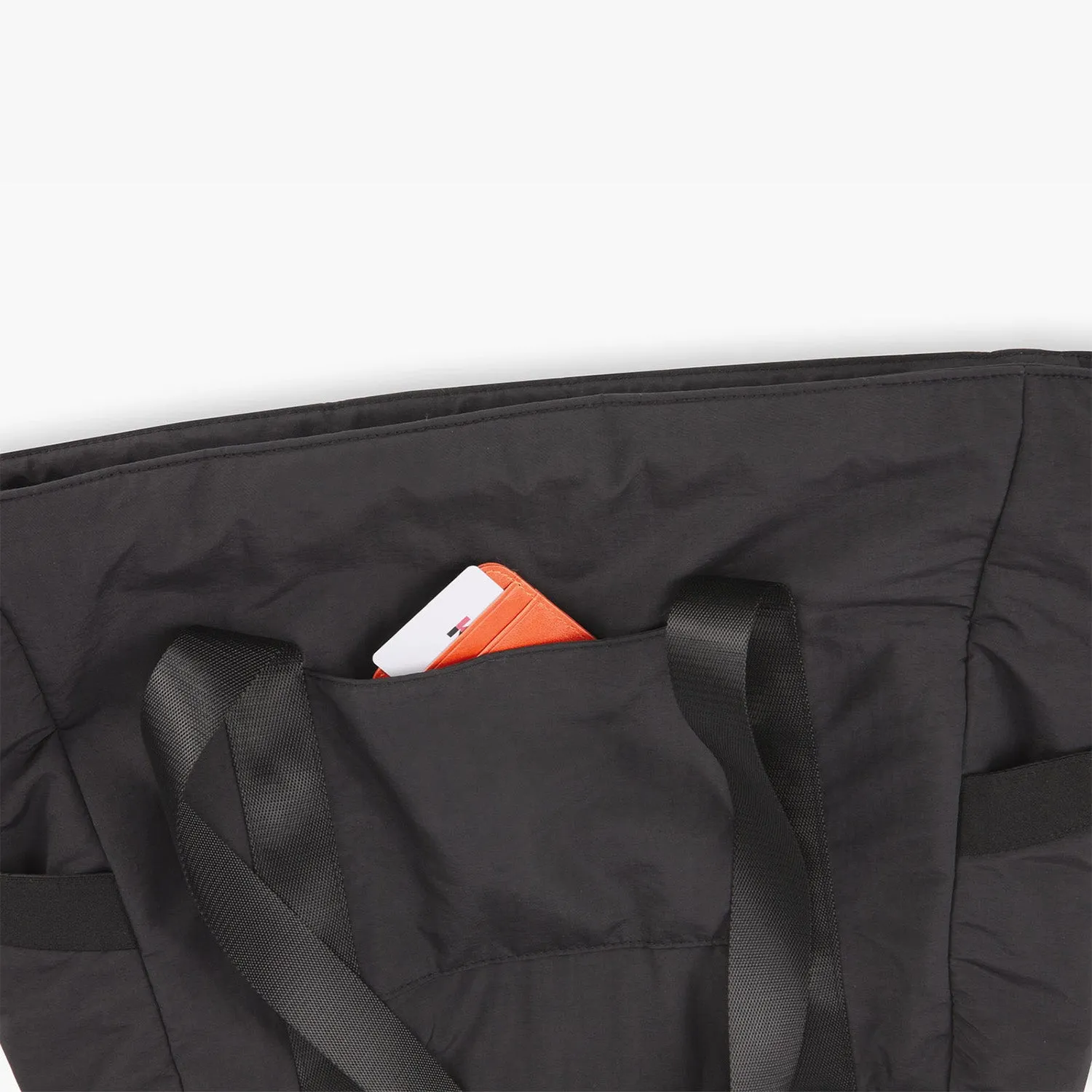 Zoraesque 18L-20L Tote
